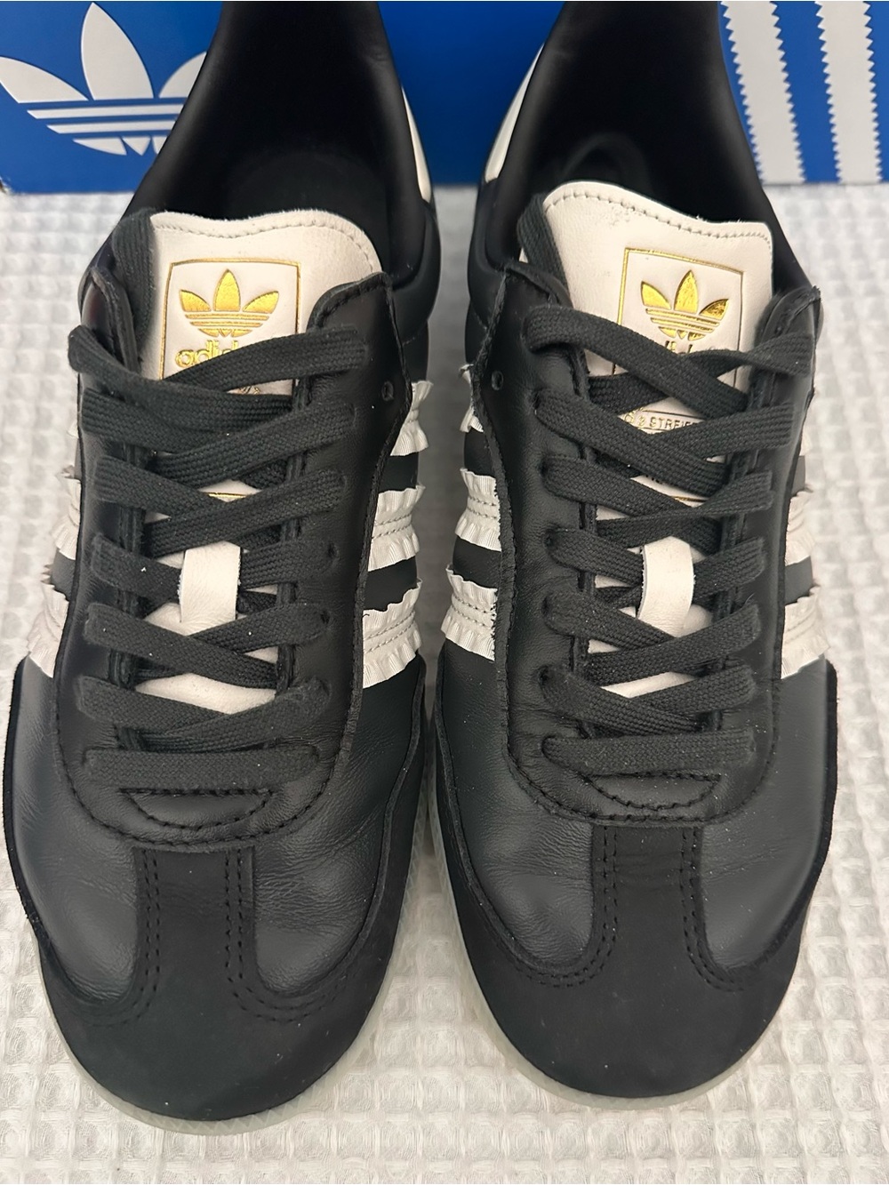 adidas Samba OG W Sneaker in Carbon, Black and White Size 9 - Picture 7 of 10